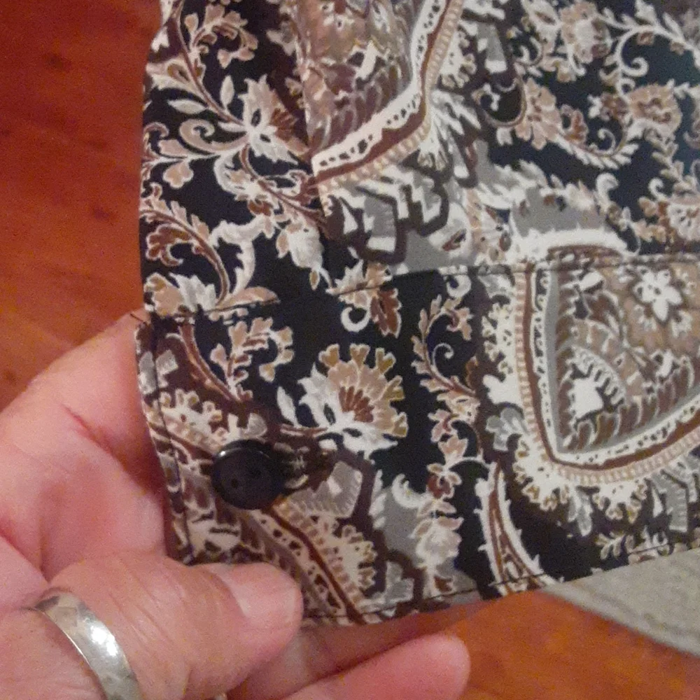 Blouse - Picture 3 of 3